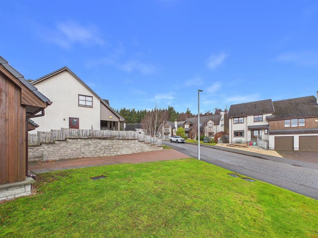 Additional image 10 of 3 bed detached house for sale20 Lodge Lane, High Burnside, Aviemore PH22