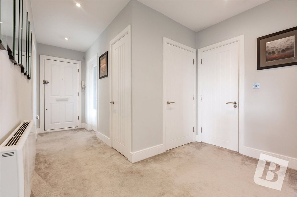 Additional image 9 of 2 bed flat for saleAbington Court, Hall Lane, Upminster RM14