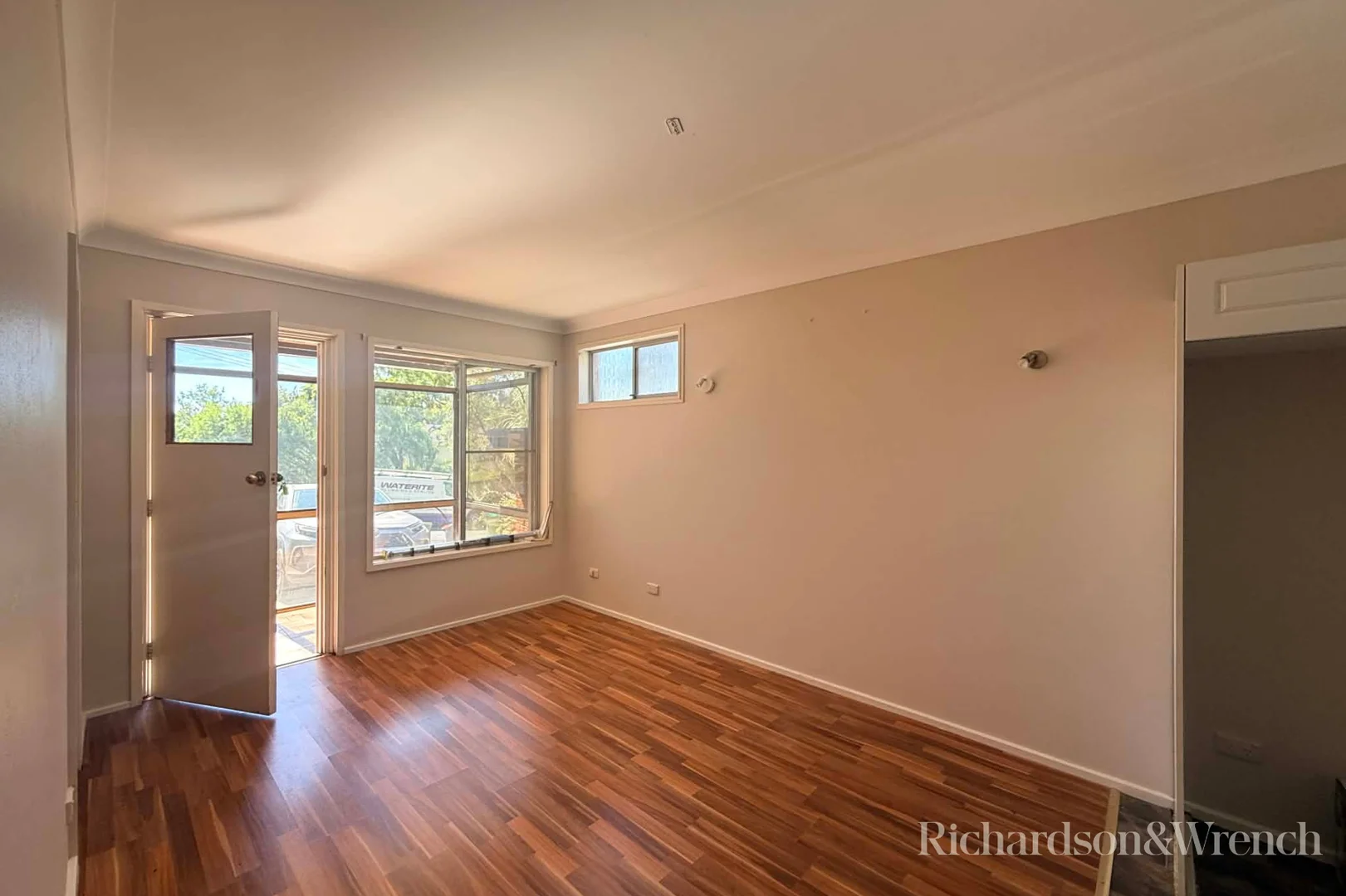 Additional image 10 of 27 Fiona Street, Point Clare NSW 2250