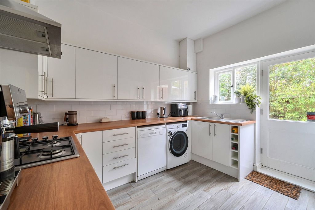 Additional image 4 of 3 bed detached house for saleLondon Road, Camberley, Surrey GU19