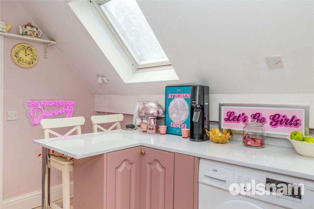 Additional image 8 of 1 bed flat for saleNaden Green, 74-76 Middleton Hall Road, Kings Norton, Birmingham B30