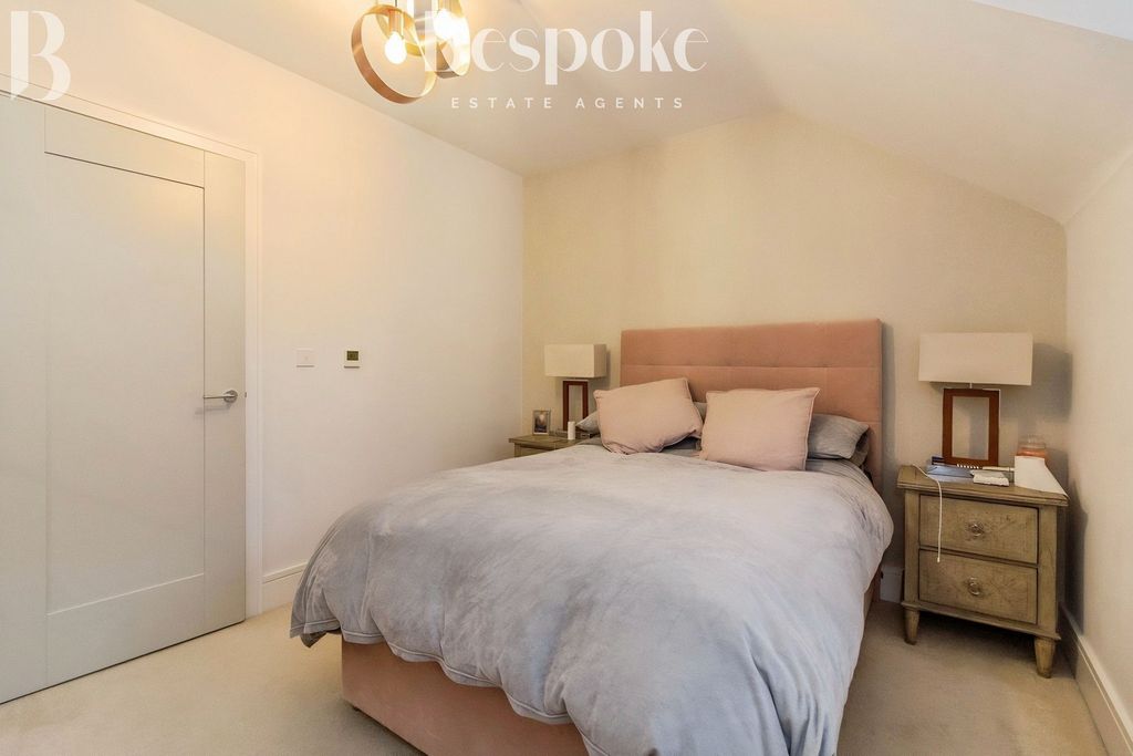 Additional image 15 of 4 bed terraced house for saleSunapee Road, Reading RG2