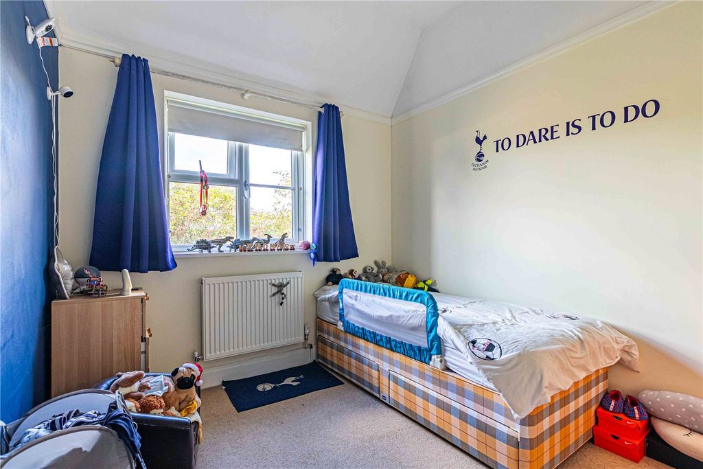 Additional image 11 of 5 bed detached house for saleDairy Way, Abbots Langley, Hertfordshire WD5