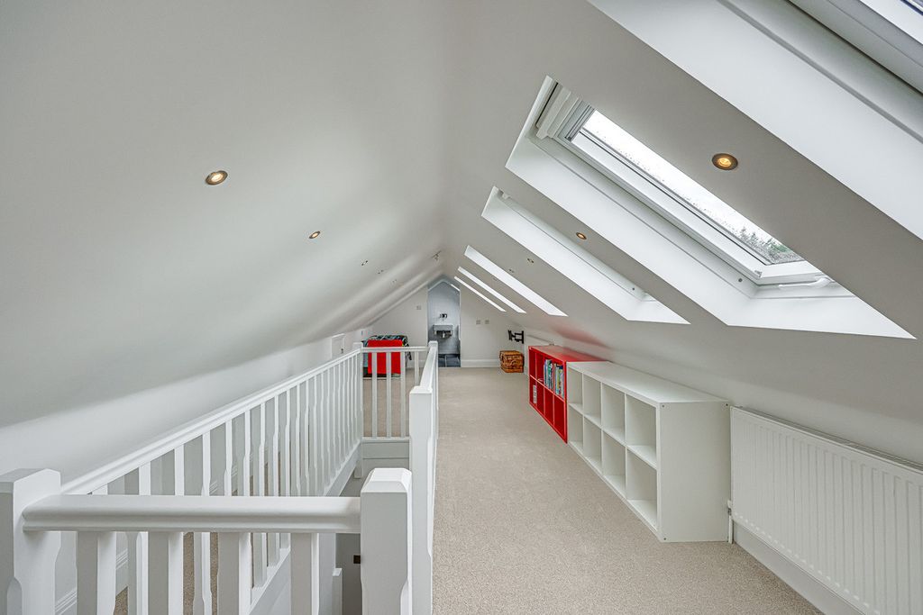 Additional image 37 of 5 bed detached house for saleBowers Road, Benfleet SS7