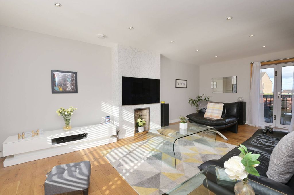 Additional image 7 of 3 bed terraced house for saleStewart Gardens, Currie, Edinburgh EH14