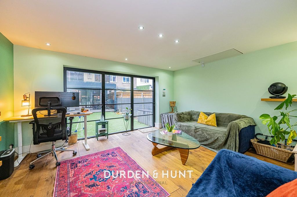 Additional image 24 of 4 bed terraced house for saleWestminster Gardens, Barking IG11