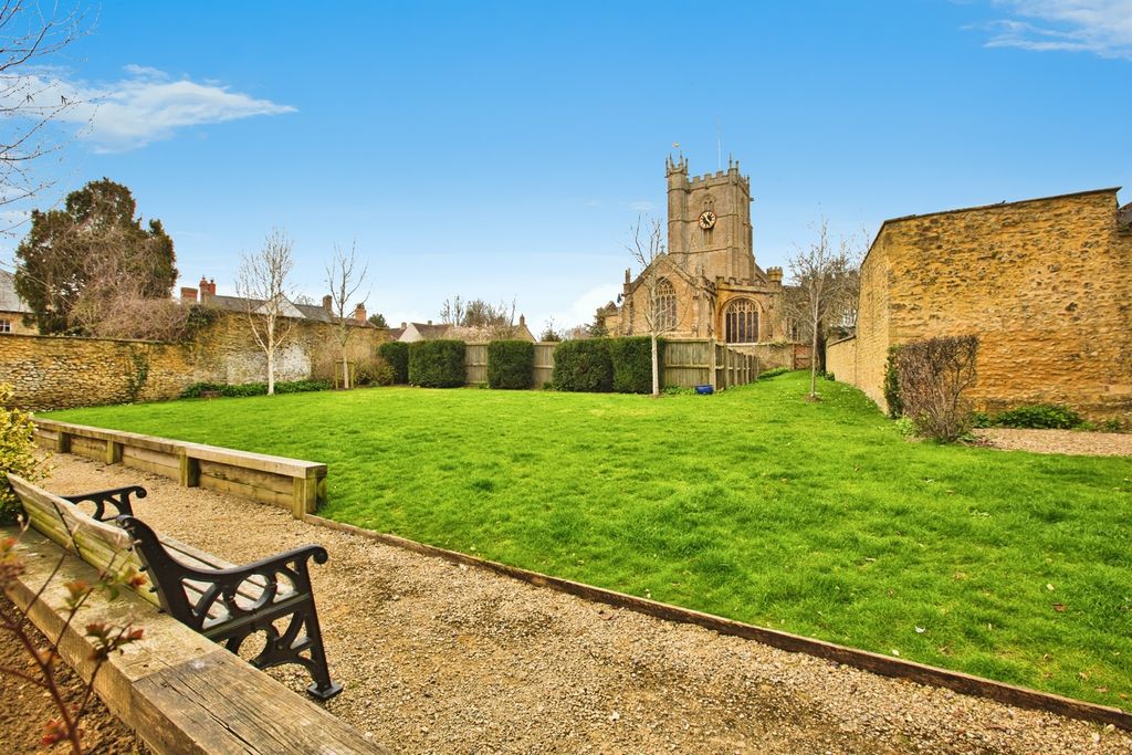Additional image 7 of 2 bed flat for saleAbbey Street, Crewkerne TA18