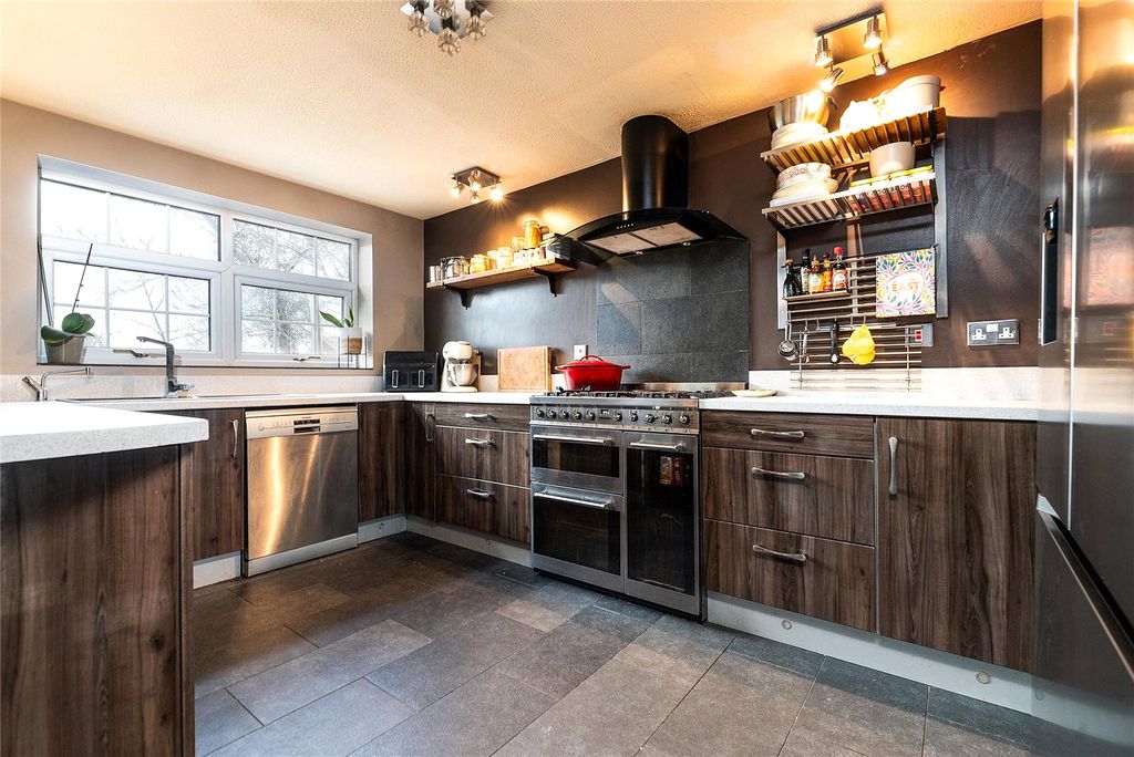 Additional image 15 of 5 bed detached house for saleKendray Close, Belper, Derbyshire DE56