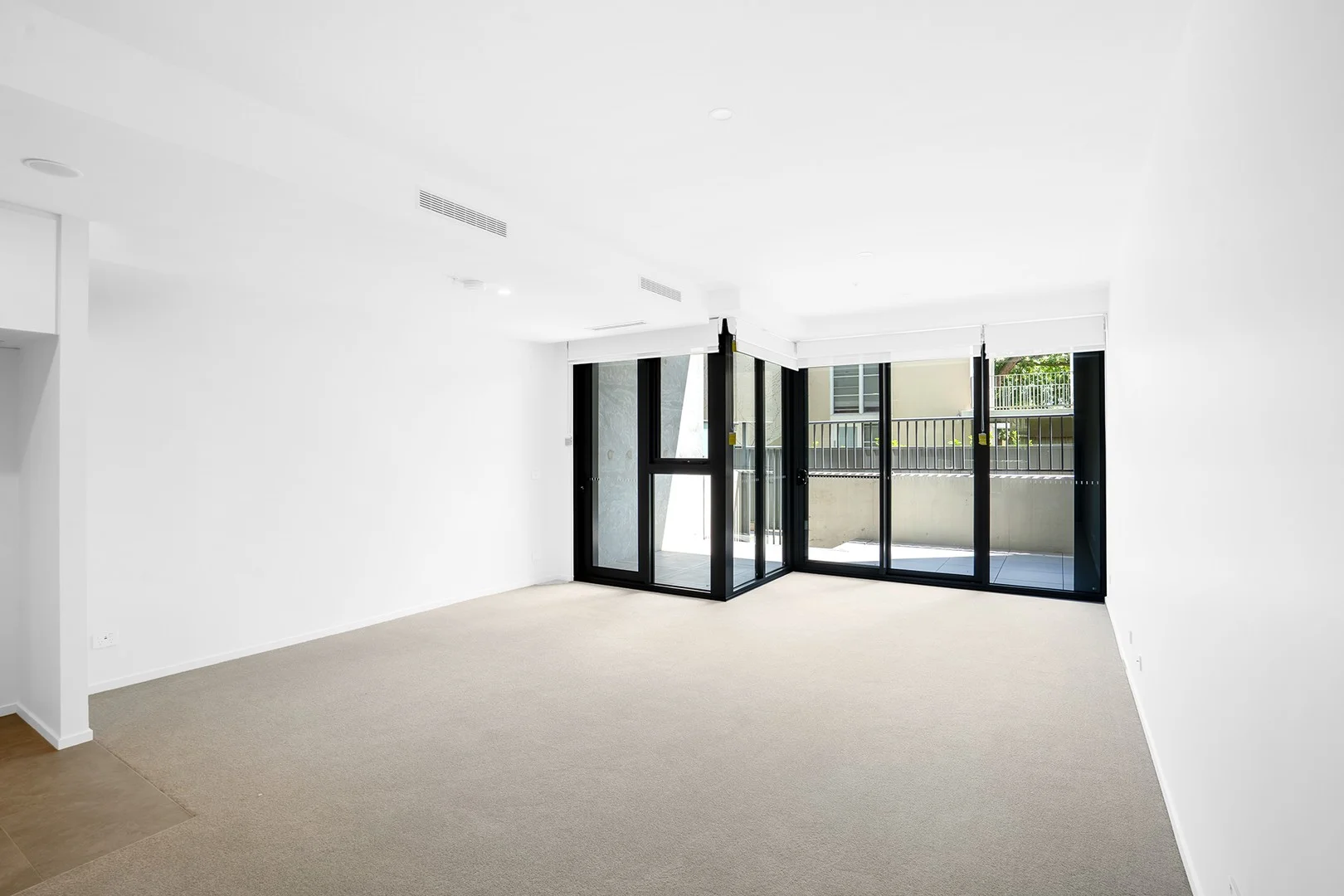 G12/52 De Burgh Street, Lyneham ACT 2602
