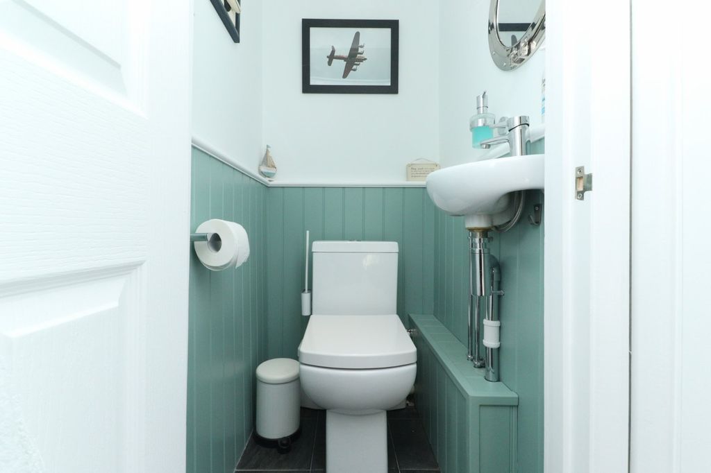 Additional image 14 of 2 bed flat for saleMinnis Road, Birchington, Kent CT7