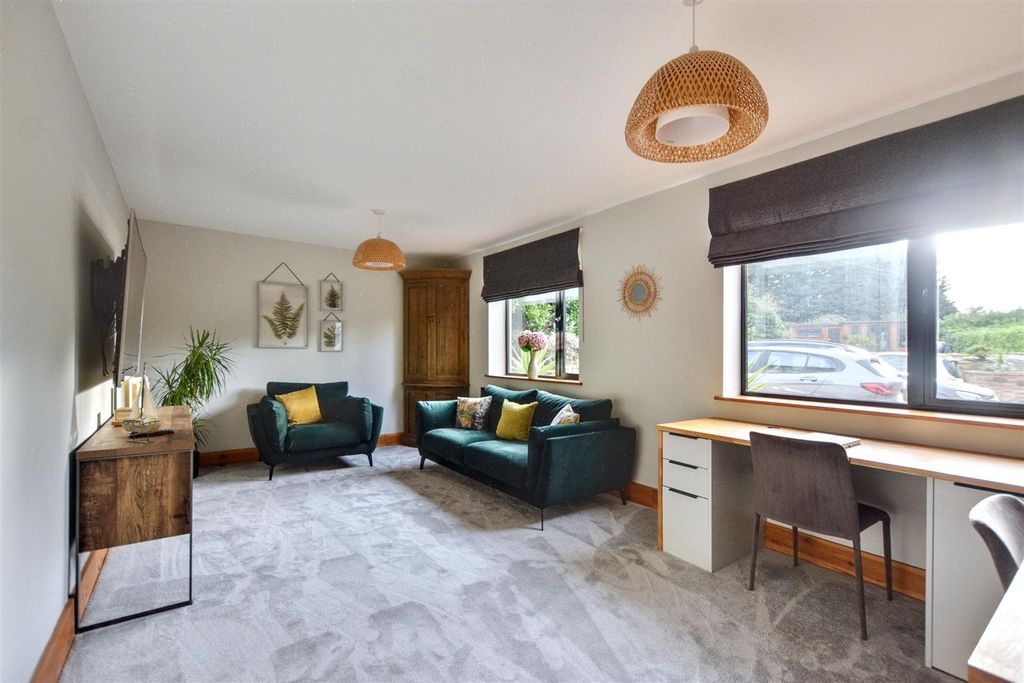 Additional image 8 of 4 bed detached house for saleHillside, Castle Donington DE74