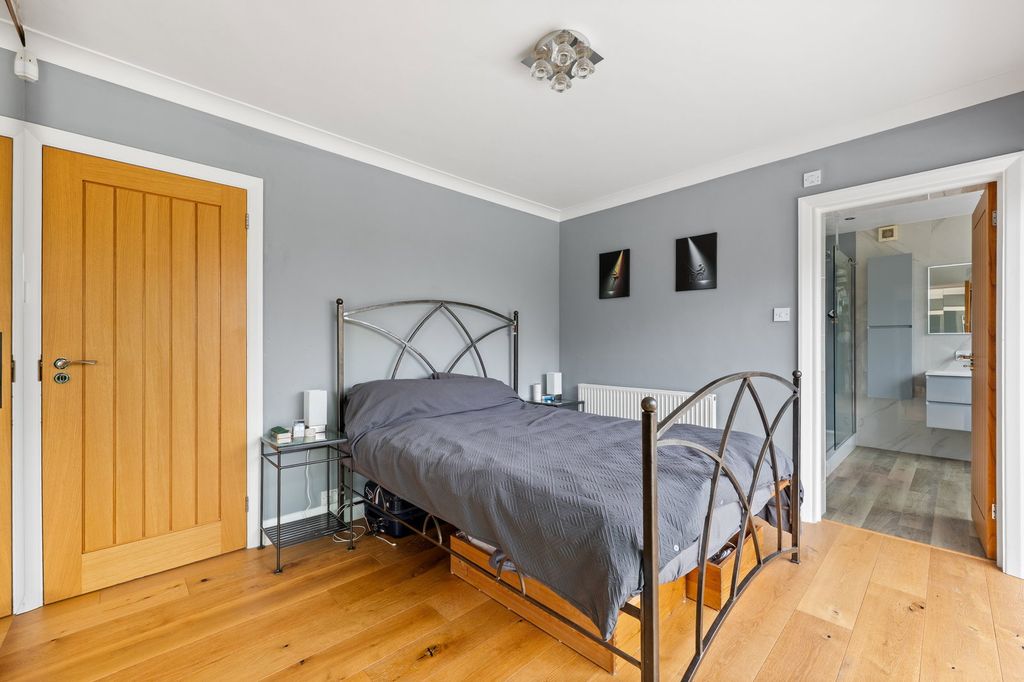 Additional image 19 of 4 bed detached house for saleGilhams Avenue, Banstead SM7