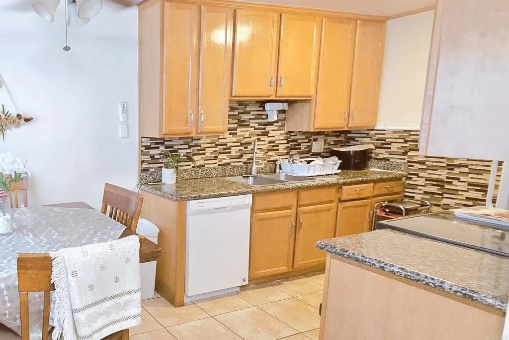 505 E Madison Ave Unit 70, El Cajon, CA 92020 photo 3