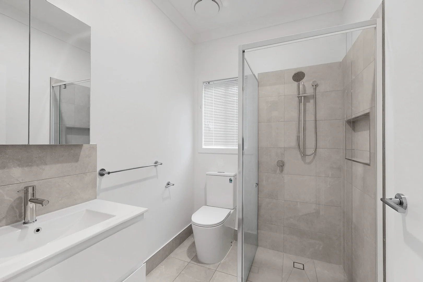 Additional image 4 of 4/29 Bovey St, Coopers Plains QLD 4108