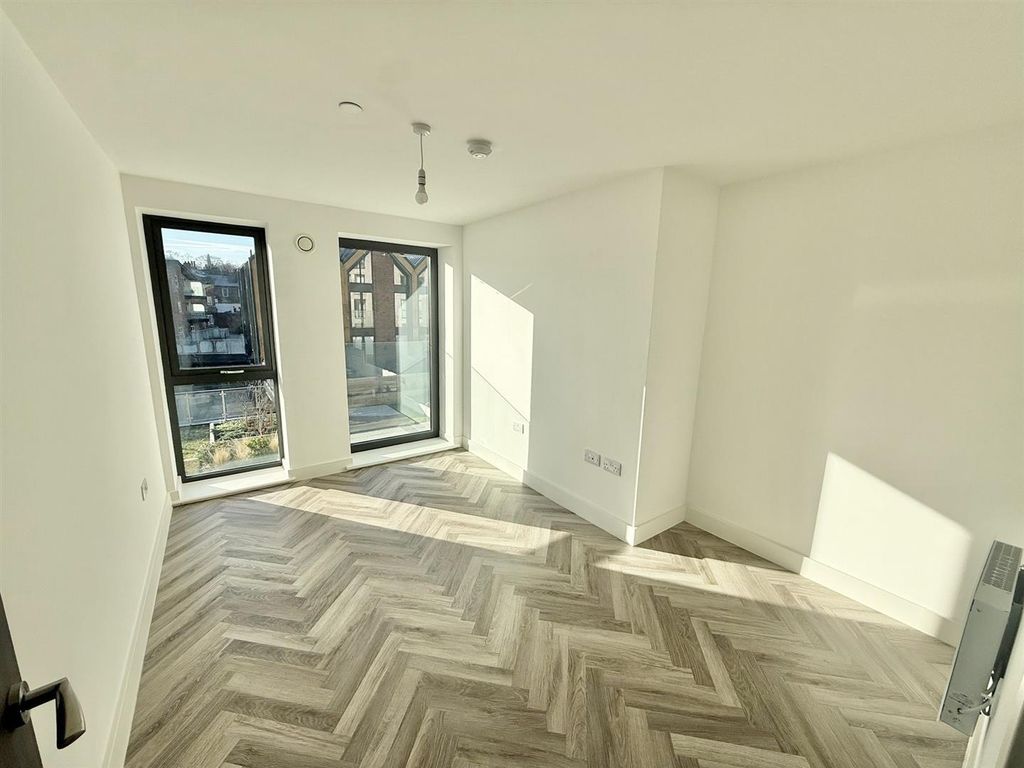 Additional image 7 of 2 bed flat for saleThe Downs Quarter, Altrincham WA14