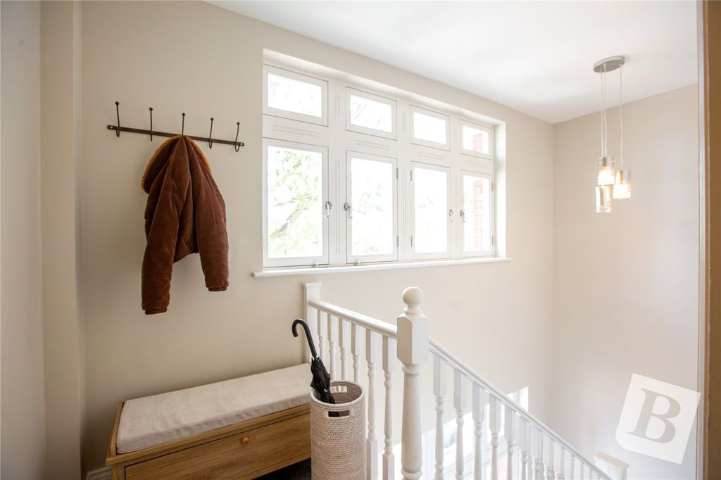 Additional image 15 of 3 bed flat for saleConvent Close, Upminster RM14