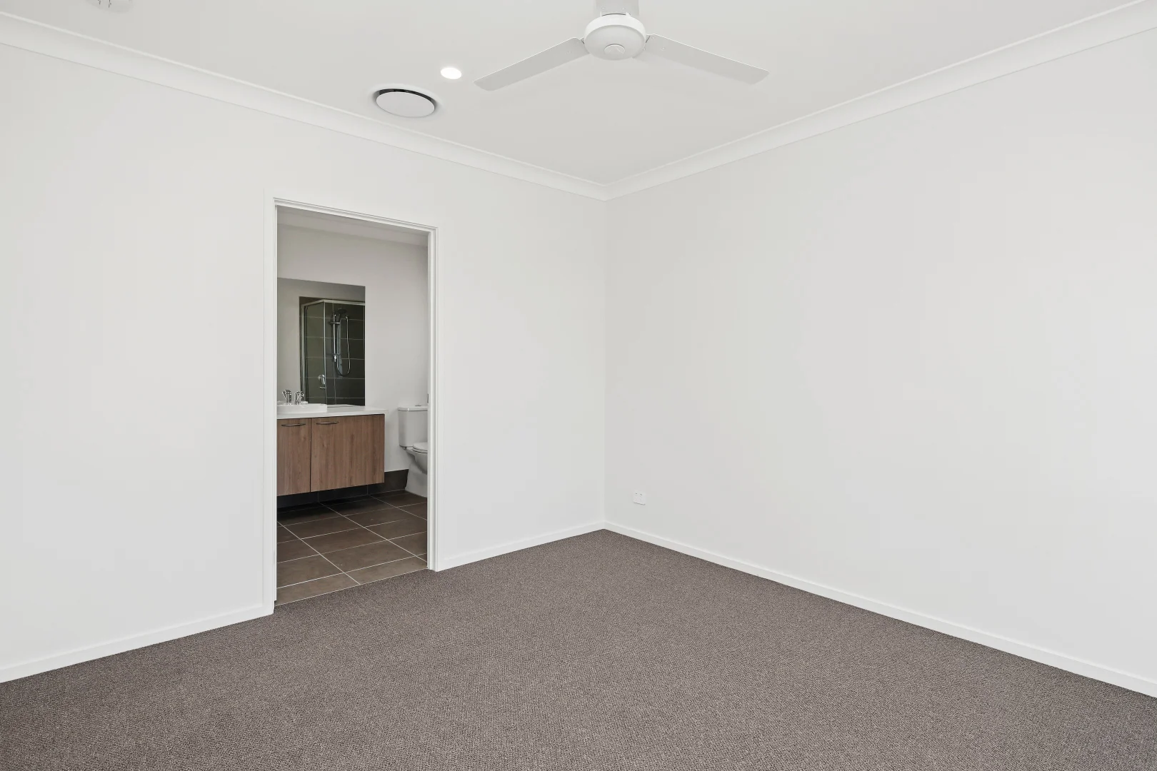 Additional image 6 of 4 Darrau Avenue, Yarrabilba QLD 4207