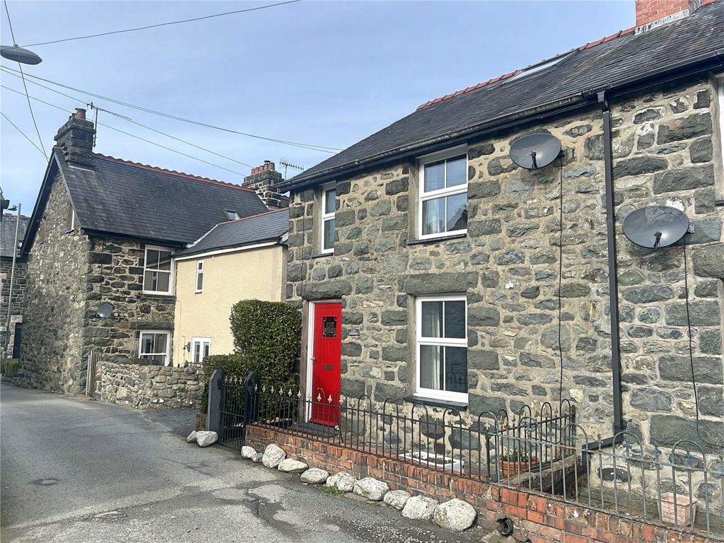 2 bed terraced house for saleLlwyngwril, Gwynedd LL37