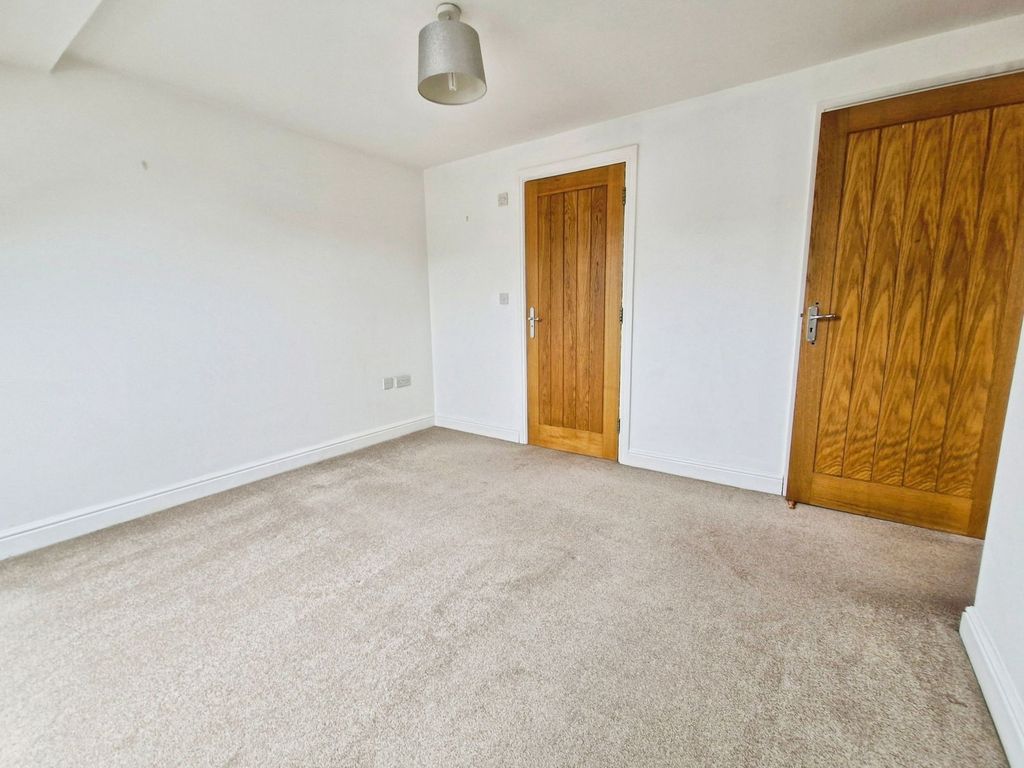 Additional image 10 of 3 bed flat for saleFlemingate Court, Beverley HU17