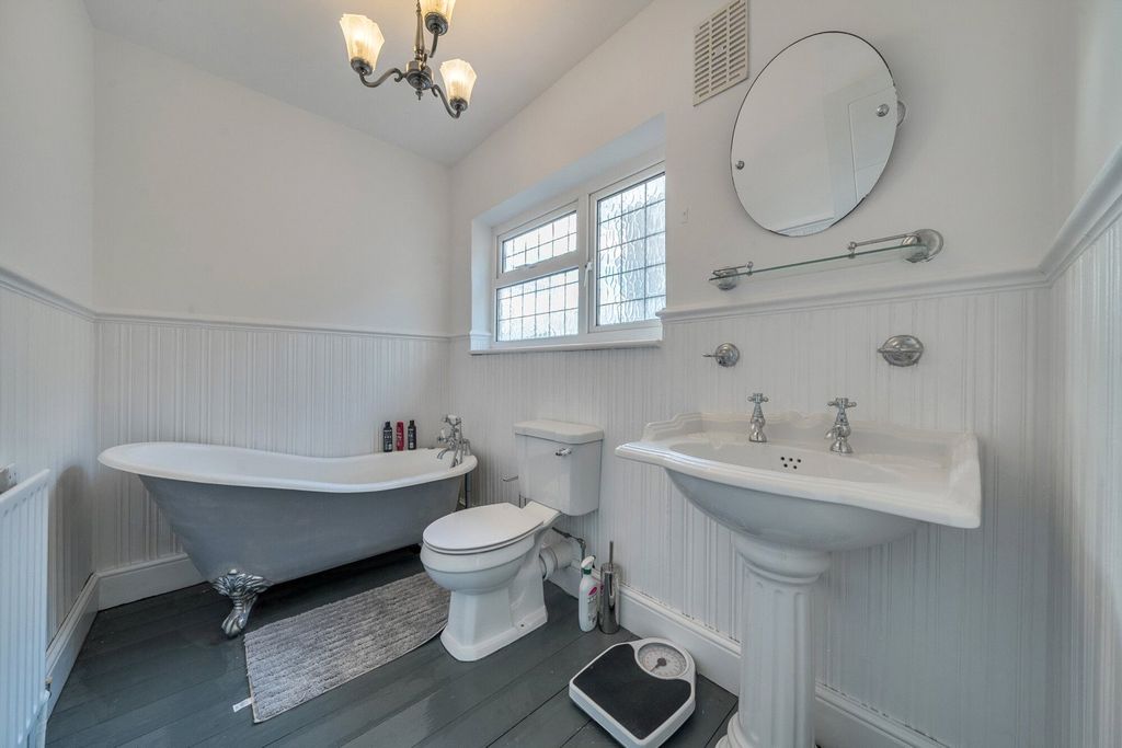 Additional image 8 of 3 bed detached house for saleBlendon Drive, Bexley DA5