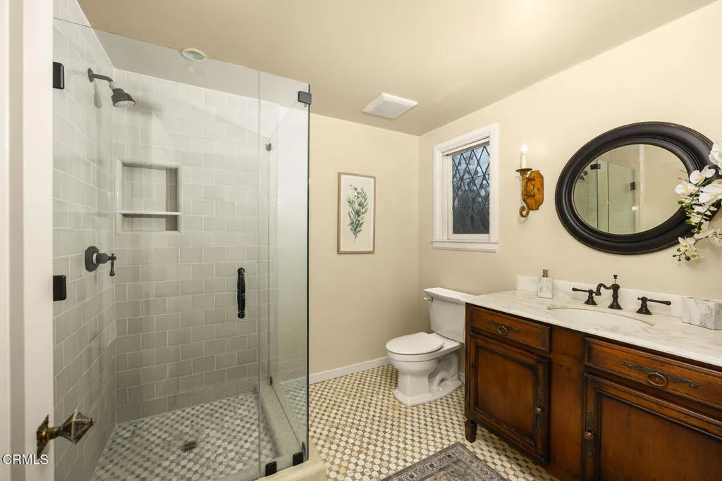 Additional image 38 of 555 Meadow Grove Street, La Canada Flintridge, CA 91011