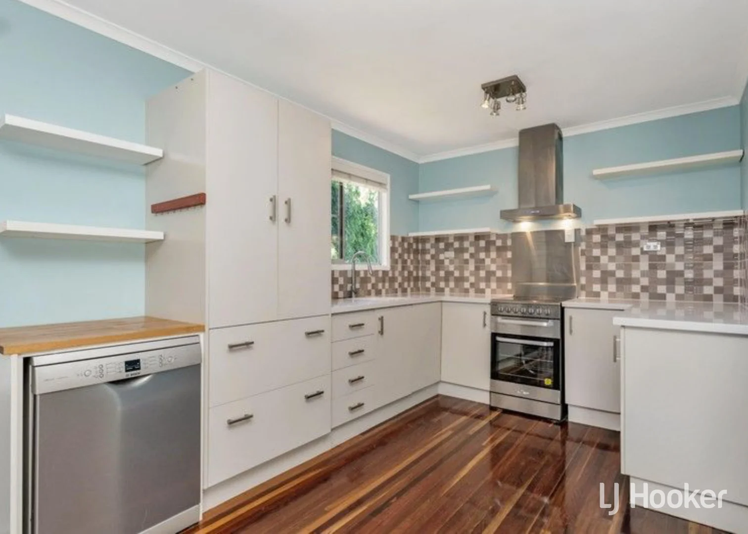 Additional image 3 of 2/76 Banfield Drive, Mount Louisa QLD 4814