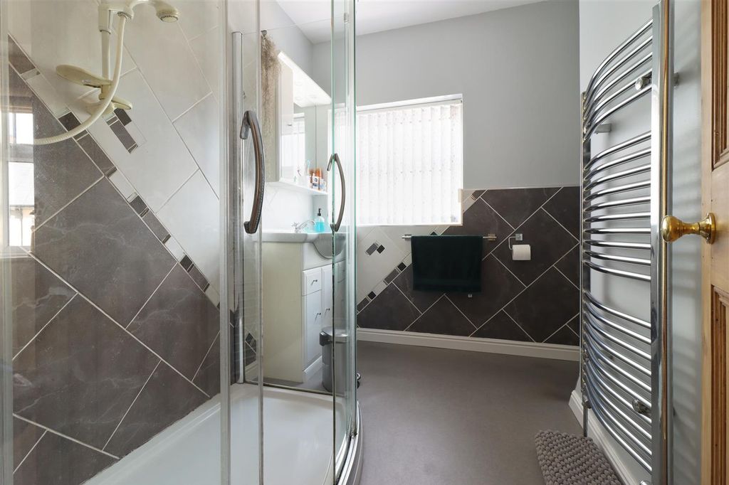 Additional image 16 of 3 bed detached house for saleTapton View Road, Chesterfield S41