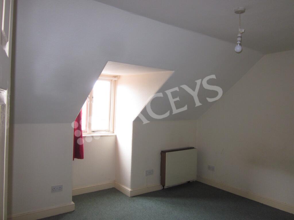 Additional image 4 of Hendford House, Hendford Grove, Yeovil, BA20 1UT