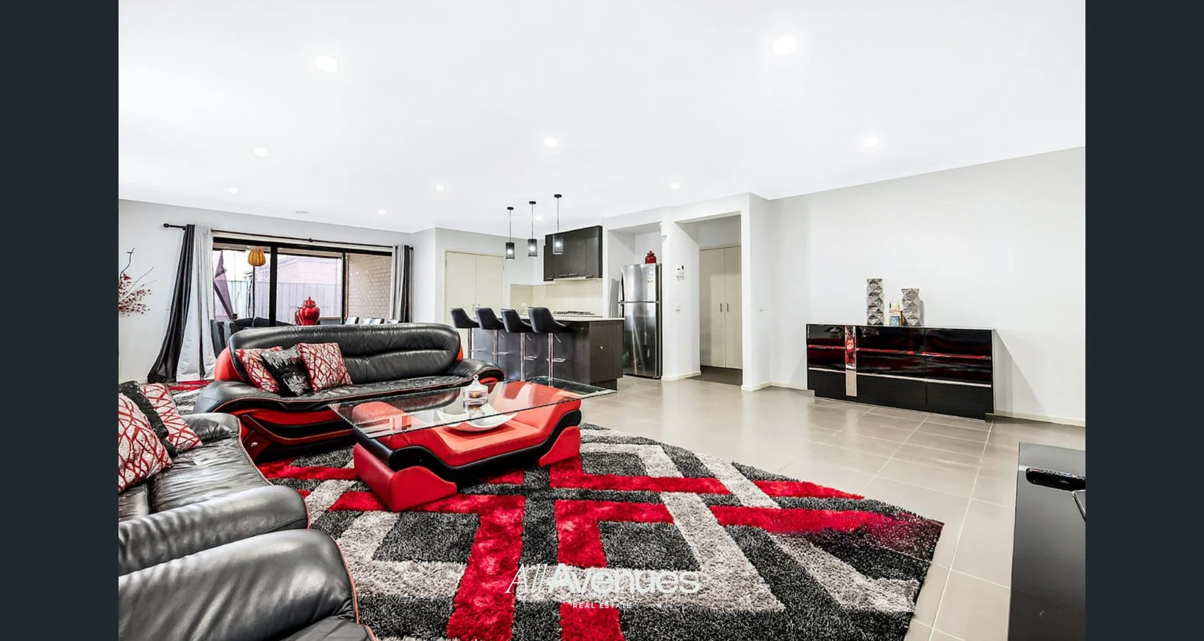 28 Abrus Cct, Cranbourne North VIC 3977 photo 5
