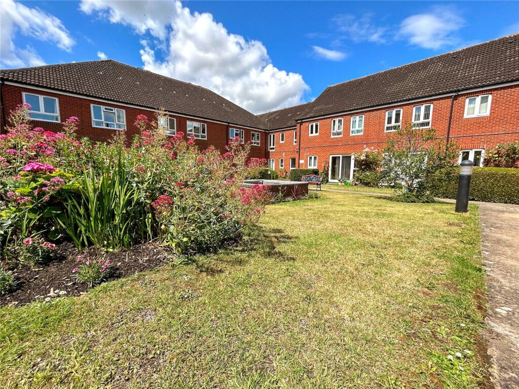 Fountain Court, Westbury