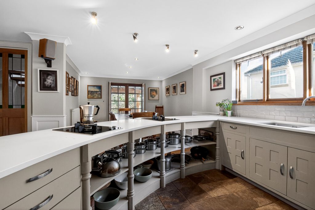 Additional image 6 of 5 bed detached house for saleLynhurst Avenue, Barnstaple EX31