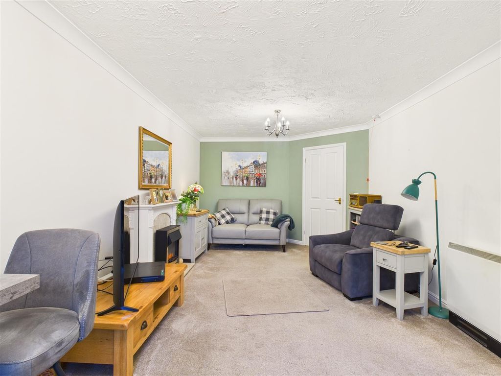 Additional image 3 of 1 bed flat for saleBarrow Lane, Hessle HU13