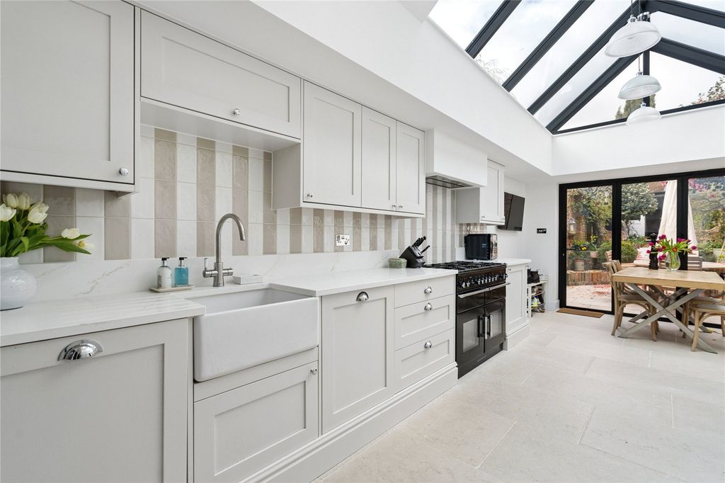Additional image 2 of 3 bed detached house for saleWhielden Street, Amersham, Buckinghamshire HP7