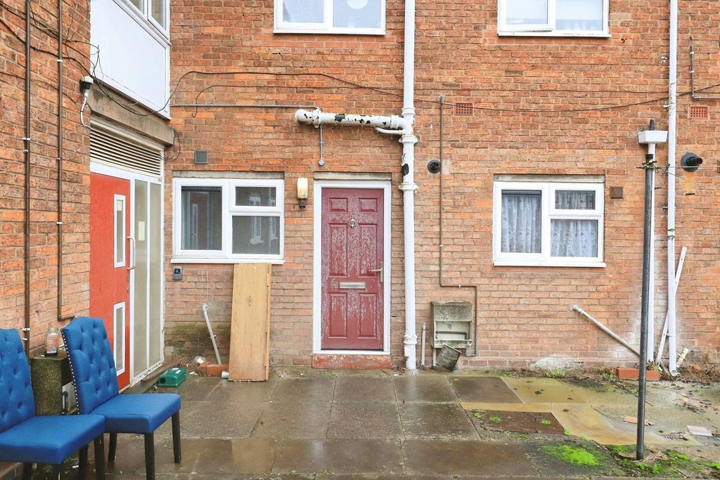 Additional image 16 of 1 bed maisonette for saleWolverhampton Street, Bilston, West Midlands WV14