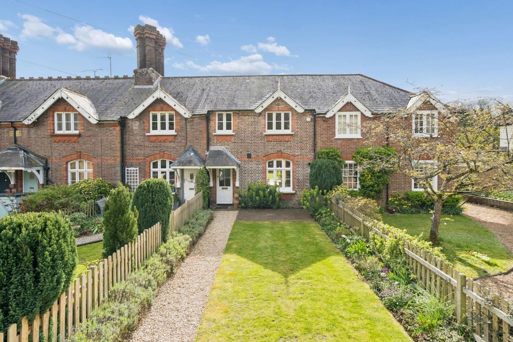 3 bed terraced house for saleHigh Street, Old Amersham, Buckinghamshire HP7