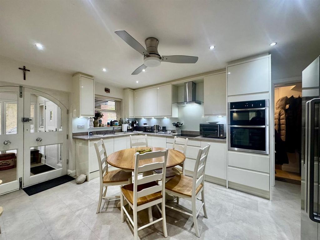 Additional image 18 of 4 bed detached house for salePark Bridge, Ashton-Under-Lyne OL7