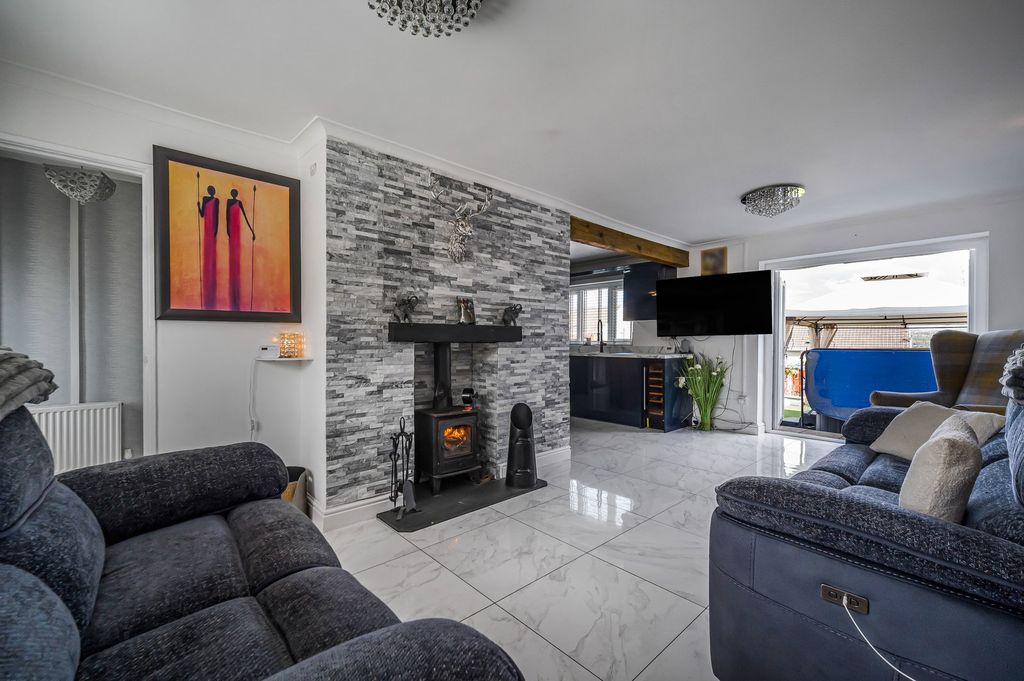 Additional image 4 of 3 bed semi-detached house for saleHengoed Hall Drive, Hengoed CF82