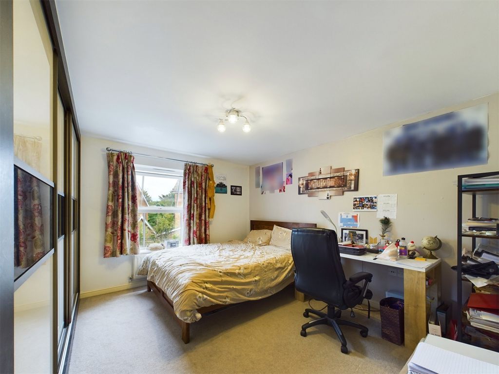 Additional image 9 of 5 bed detached house for saleArbery Way, Arborfield, Berkshire RG2