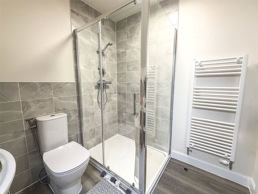 Additional image 13 of 4 bed detached house for saleMontgomery Avenue, Wellesley, Aldershot, Hampshire GU11