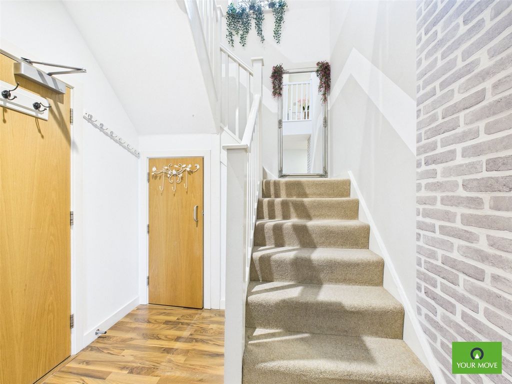 Additional image 13 of 3 bed flat for saleVestry Court, 2, Bournebrook Grove, Romford RM7