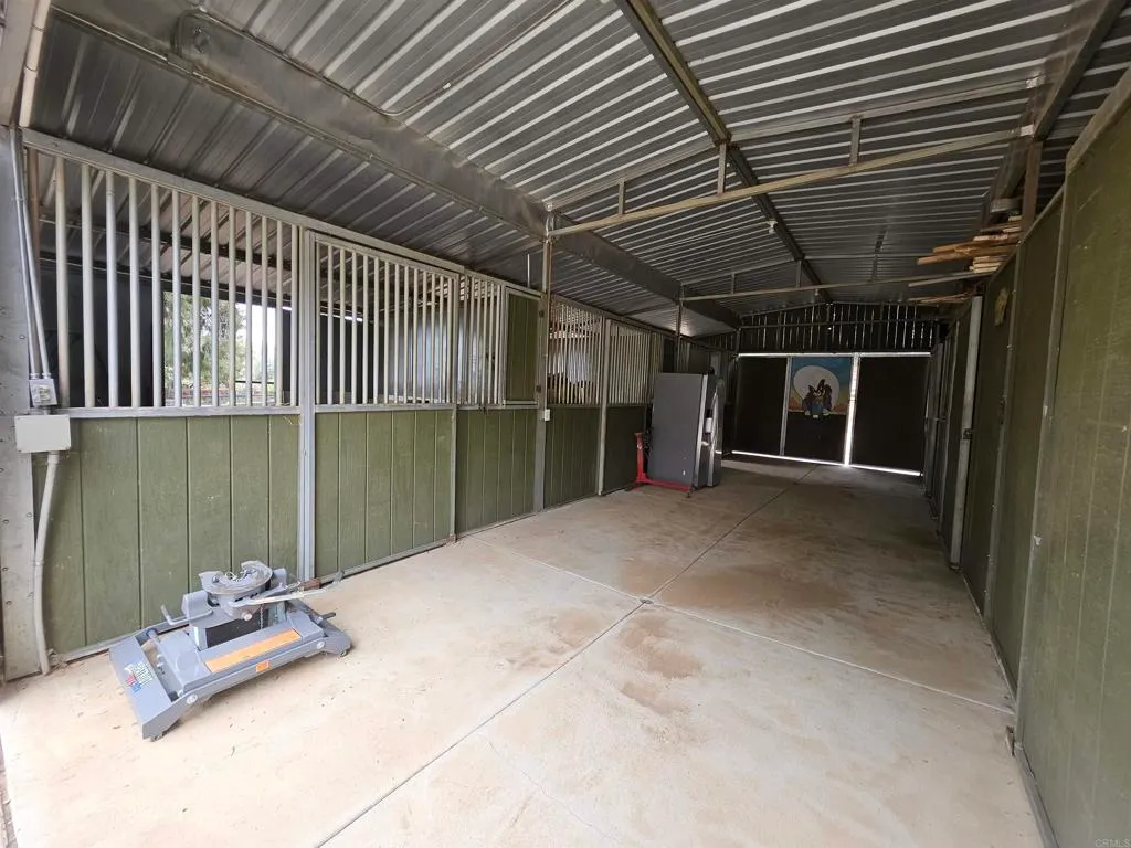 Additional image 27 of 40275 Avenida Cerrovista, Cherry Valley, CA 92223