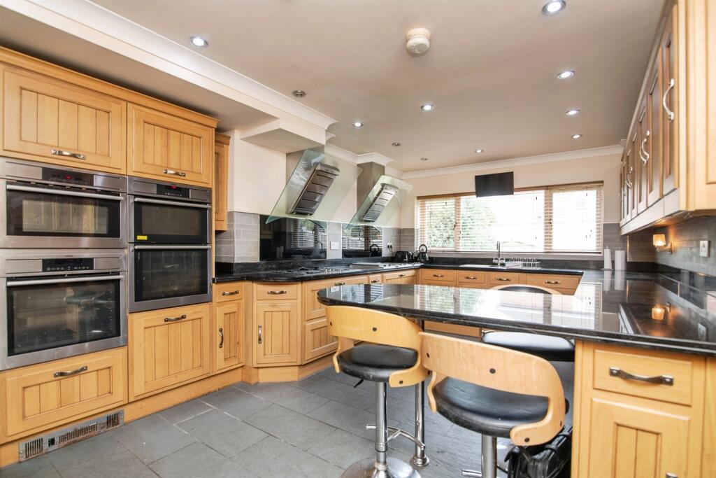 Additional image 3 of Pear Tree Drive, Birmingham