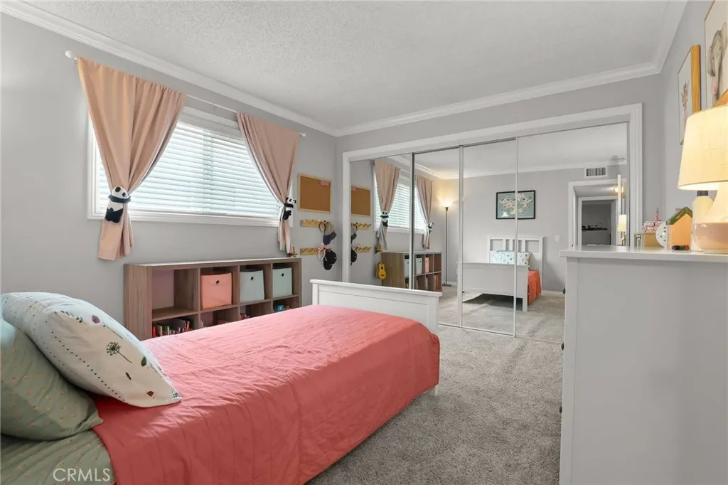Additional image 58 of 412 Burchett St Unit 17, Glendale, CA 91203