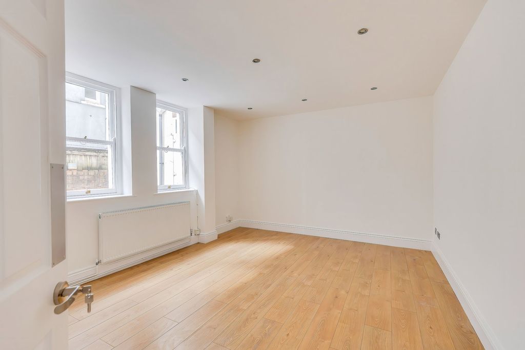 Additional image 10 of 1 bed flat for salePen-Y-Lan Road, Penylan, Cardiff CF23
