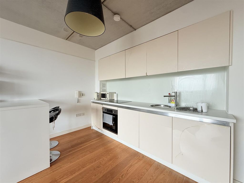 Additional image 3 of 1 bed flat for saleCastle Street, Stalybridge SK15