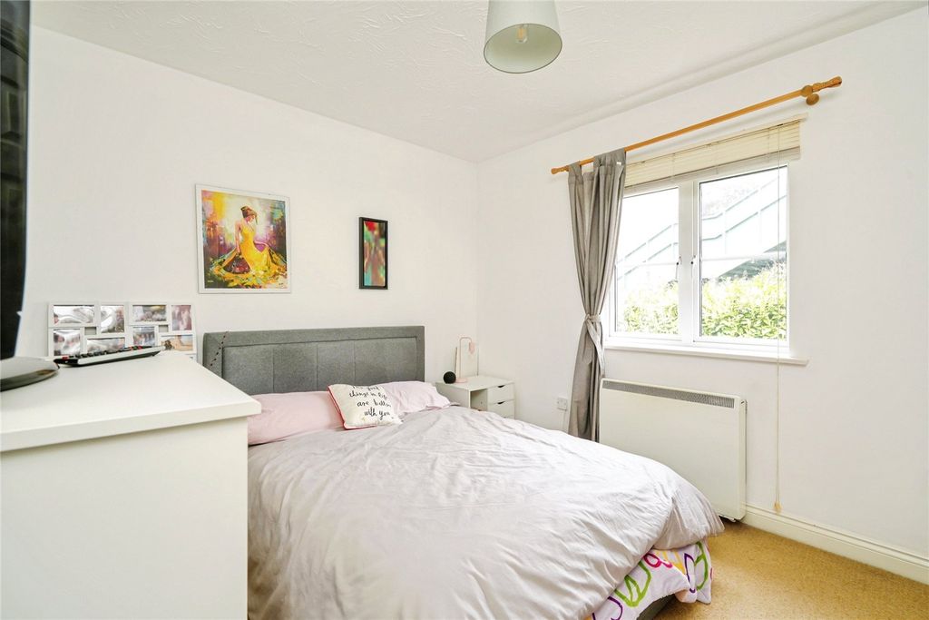 Additional image 11 of 2 bed flat for saleCorncrake Way, Bicester, Oxfordshire OX26