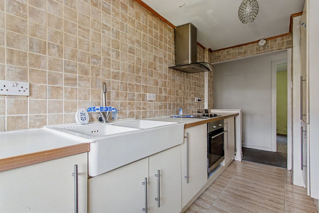Additional image 4 of 2 bed flat for sale9B, Fulton Crescent, Kilbarchan PA10