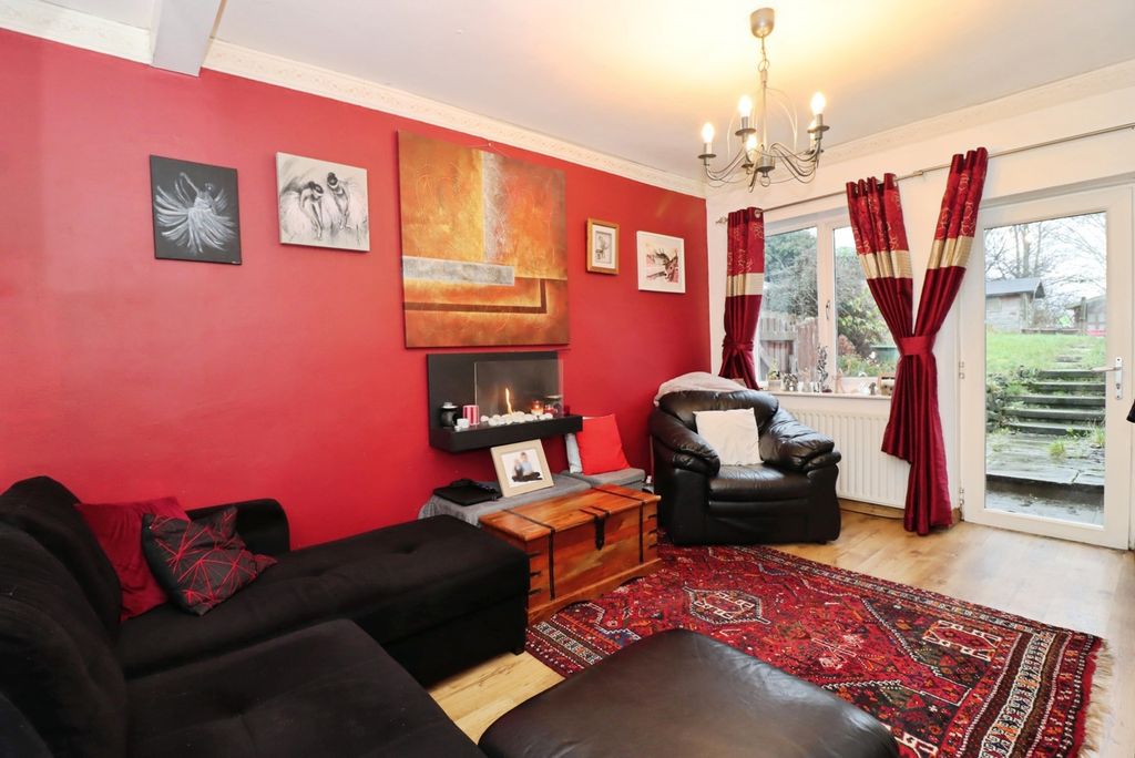 Additional image 2 of 2 bed terraced house for saleSpital Gardens, Chesterfield, Derbyshire S41