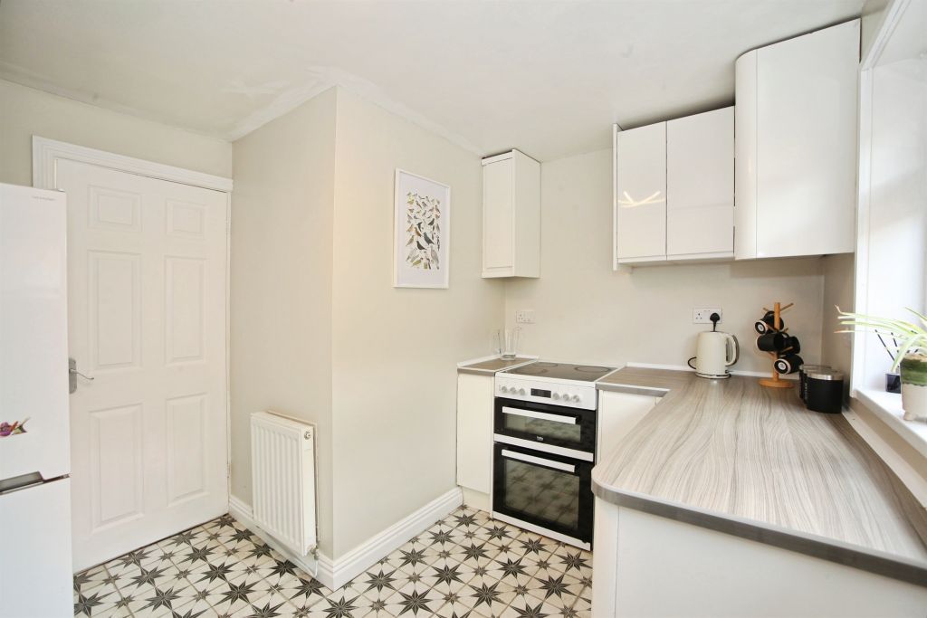 Additional image 5 of 2 bed detached bungalow for saleHeol Clyd, Caerphilly CF83