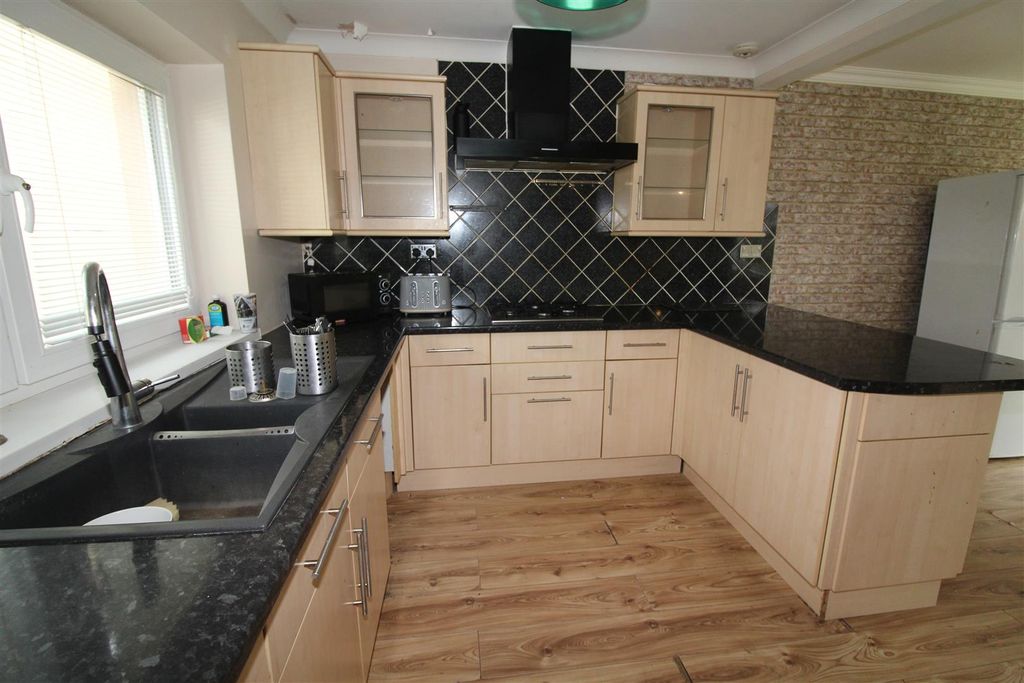 Additional image 2 of 4 bed end terrace house for saleElm Court, Newbridge, Newport NP11